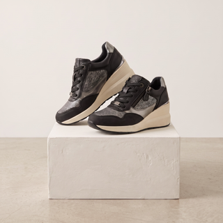Dallas- Comfort Wedge Trainer- Black