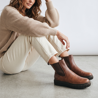 Demi - Flatform Stretch Ankle Boot - Brown