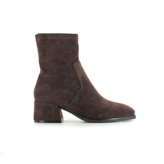 Sammy - £15.00 (14 Pairs)