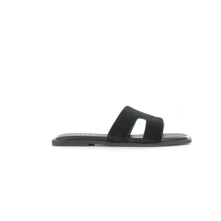 Summer: Flat Cushioned Bed Sandal - Black