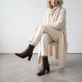 Vivi: Low Heel Ankle boot - Brown Croc